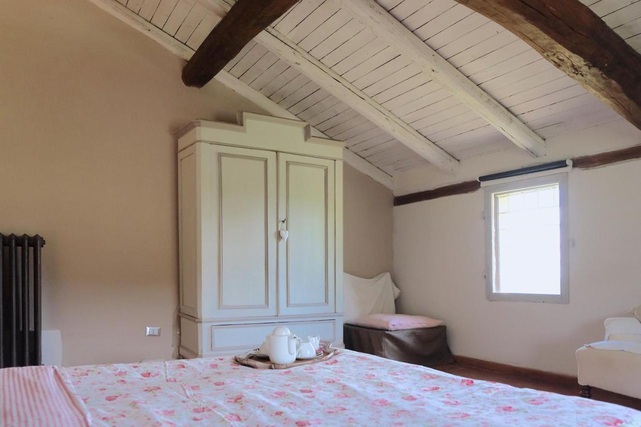B&B Parco Dei Cavalli Кастел Сан Пиетро Терме Екстериор снимка