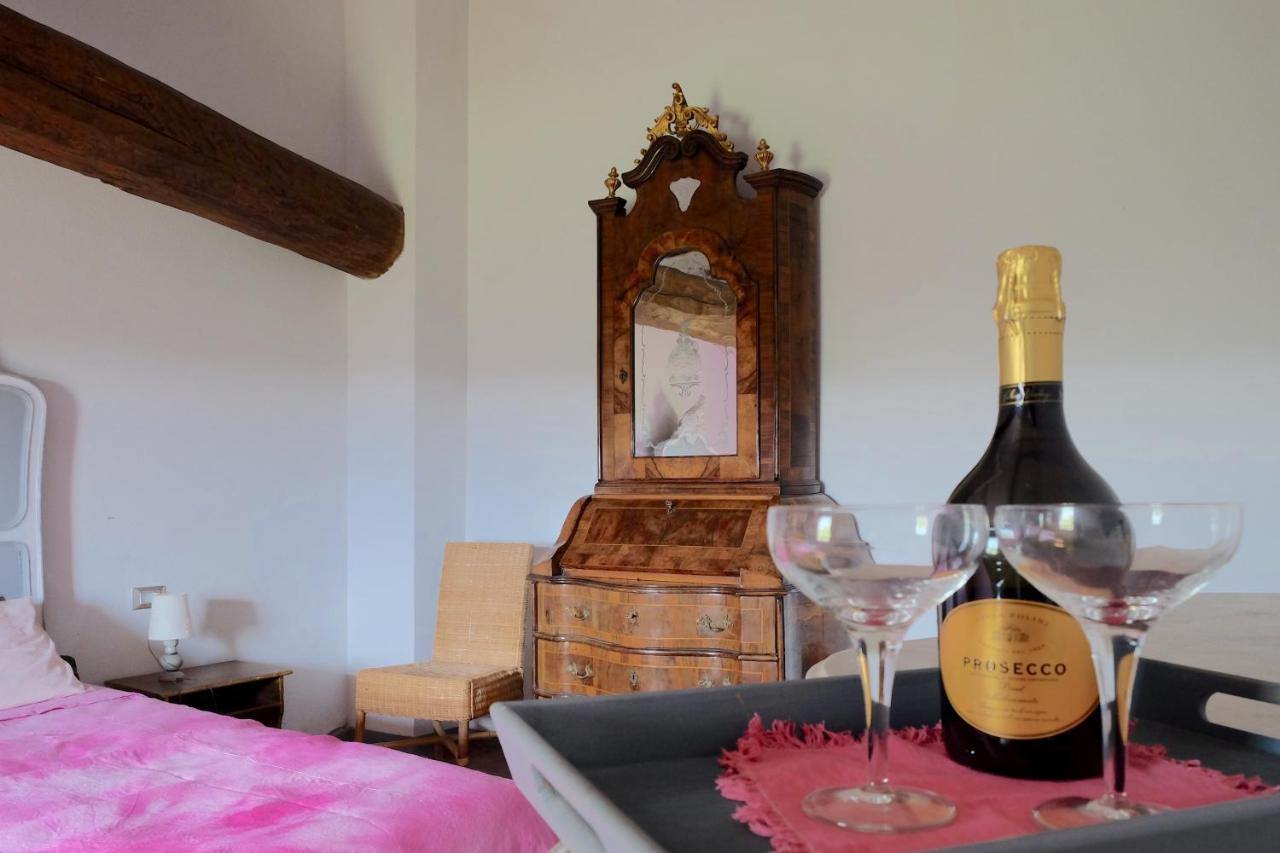 B&B Parco Dei Cavalli Кастел Сан Пиетро Терме Екстериор снимка