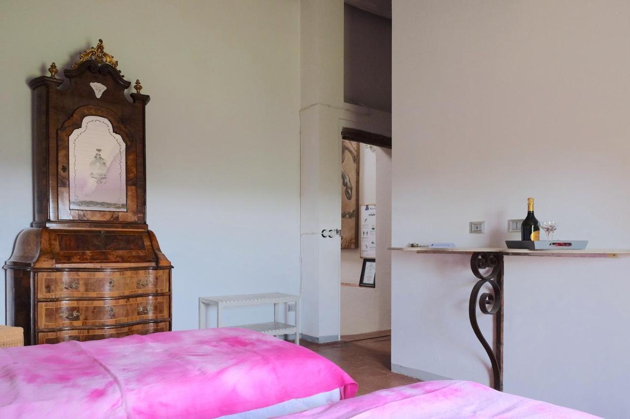 B&B Parco Dei Cavalli Кастел Сан Пиетро Терме Екстериор снимка